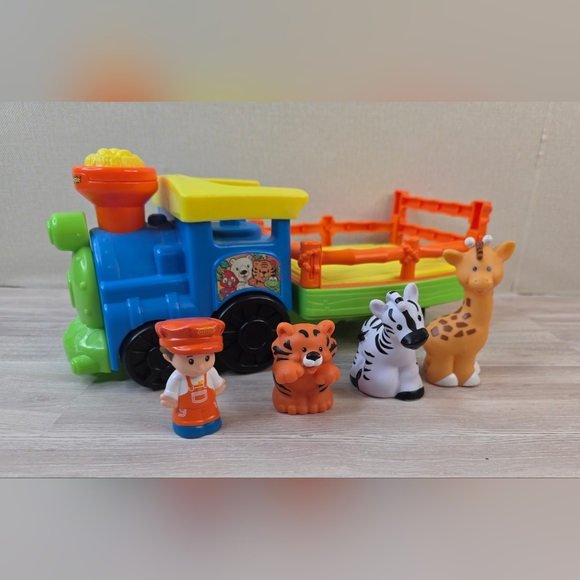Fisher-Price Other - Fisher-Price Little People Jungle Truck And Animals
